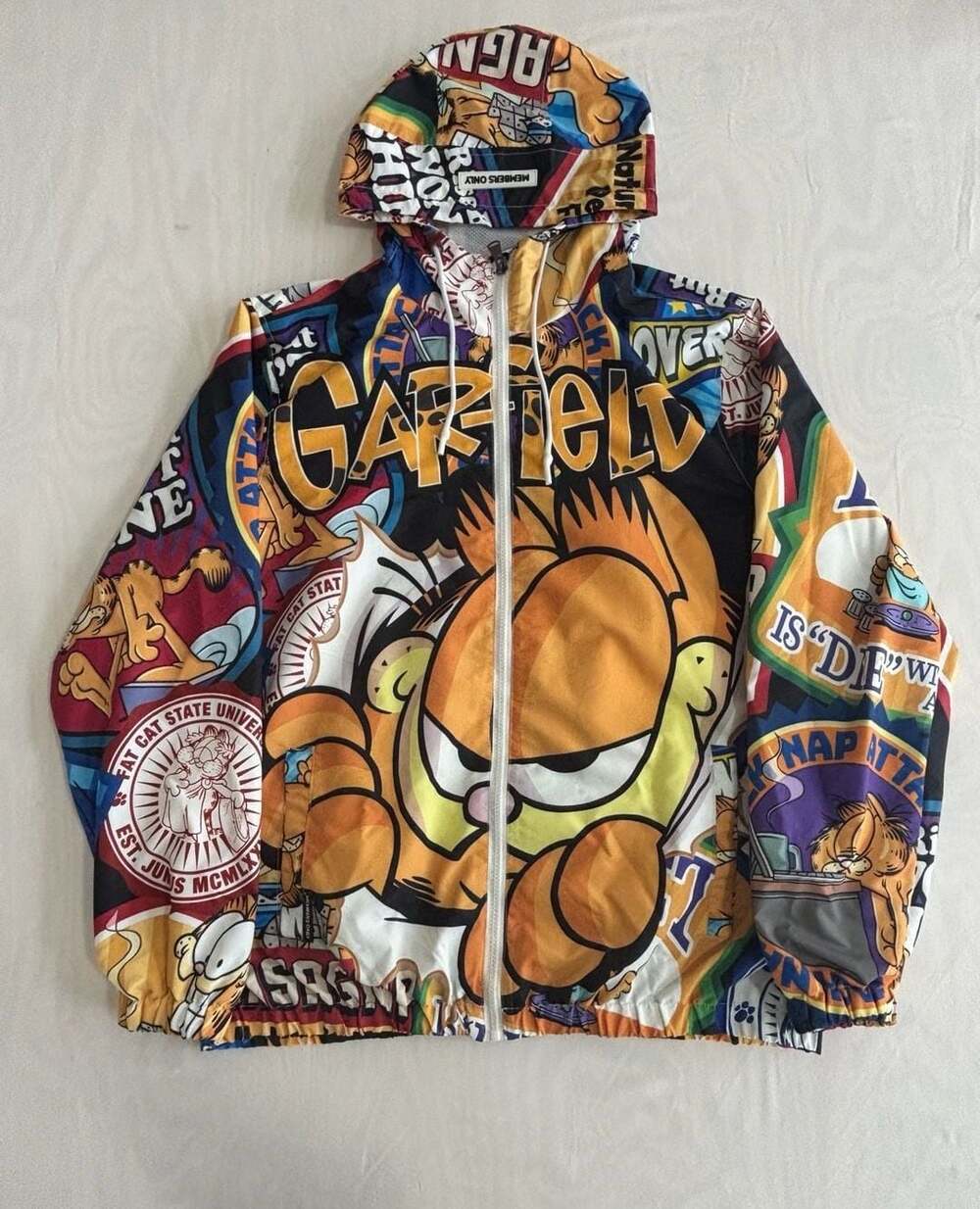 Members Only X Garfield Hooded Windbreaker Jacket Size L